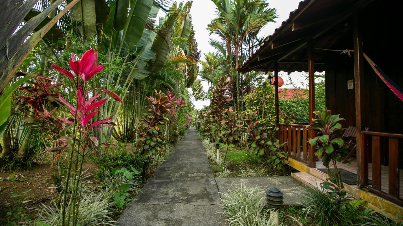 Hotel Rancho Cerro Azul La Fortuna Exterior foto
