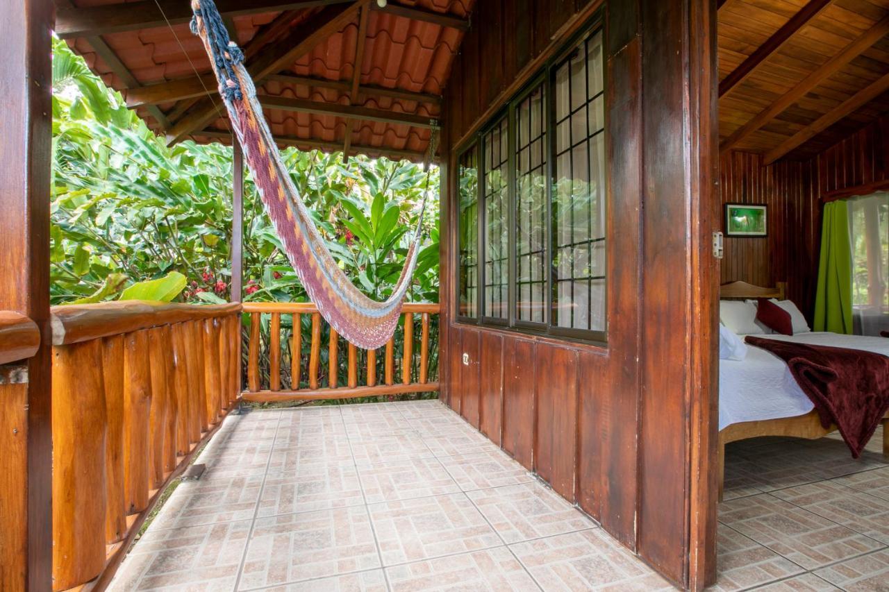 Hotel Rancho Cerro Azul La Fortuna Exterior foto